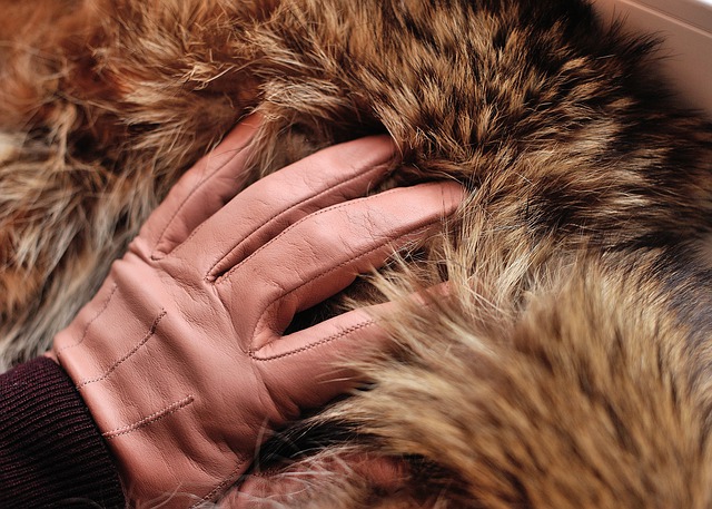 Uniwersalne rękawiczki skórzane dla każdej kobiety