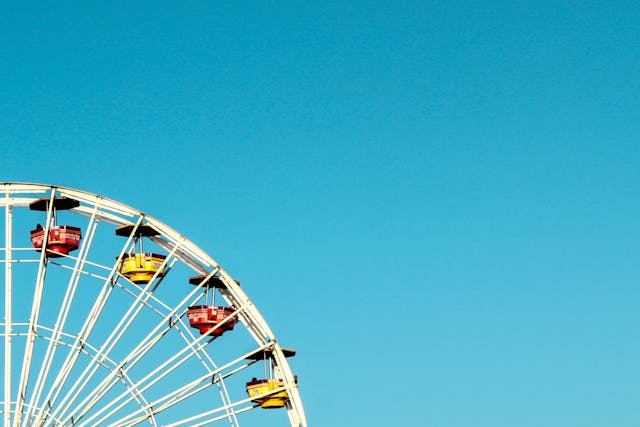 Szkolny wyjazd pełen emocji – Energylandia w praktyce