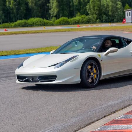 Ostatnie wolnossące V8 z Maranello – moja ocena modelu 458
