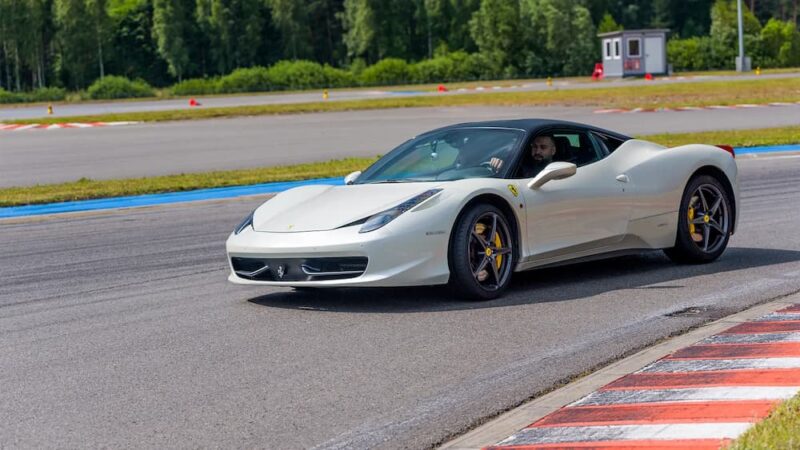 Ostatnie wolnossące V8 z Maranello – moja ocena modelu 458