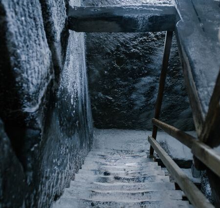 Kryształy, solanka i chemia – czego uczy sól z Wieliczki?